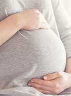 Nudności i wymioty nasilające się w okresie ciąży – wykluczanie przyczyn neurologicznych